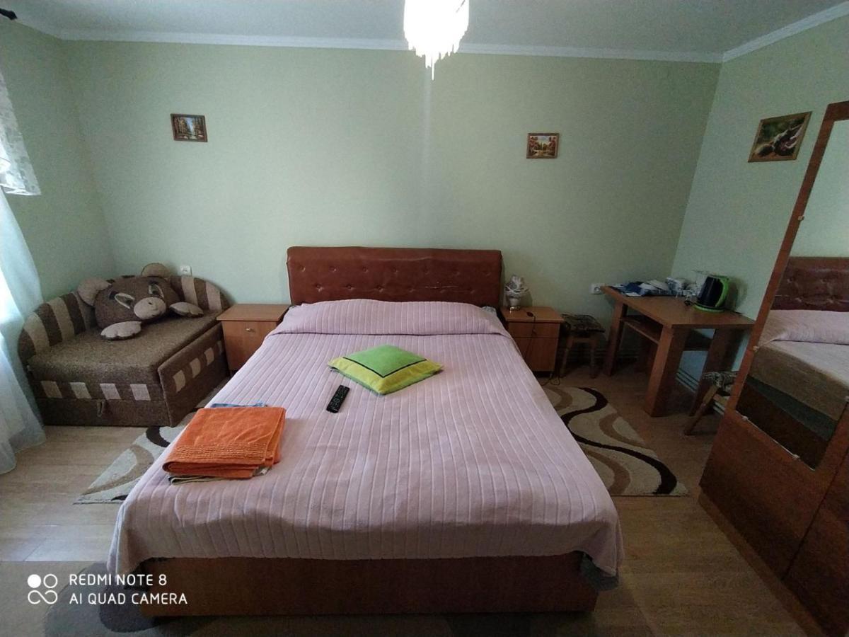 Sadyba Margaryta Truskawez Exterior foto